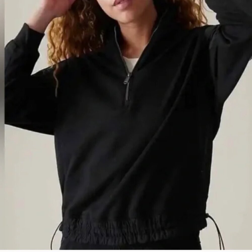 ATHLETA Triymph Hybrid Half Zip Sweater Black Size Medium
